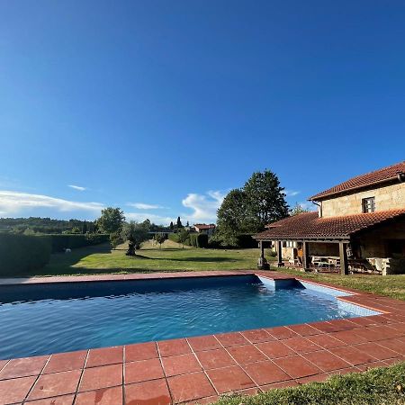 Casa De Campo Con Piscina, Entera O Por Habitaciones Amoeiro المظهر الخارجي الصورة