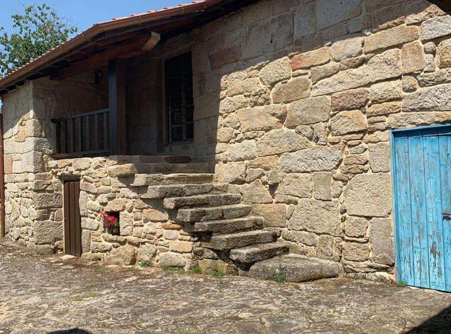 Casa De Campo Con Piscina, Entera O Por Habitaciones Amoeiro المظهر الخارجي الصورة